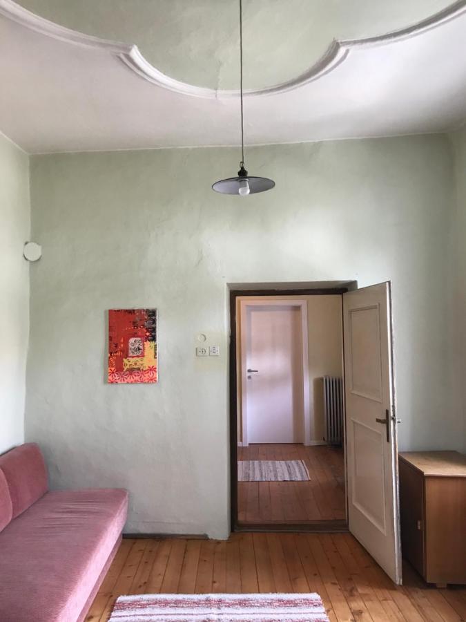 Ansitz Thalerhof Apartment Lana Exterior photo
